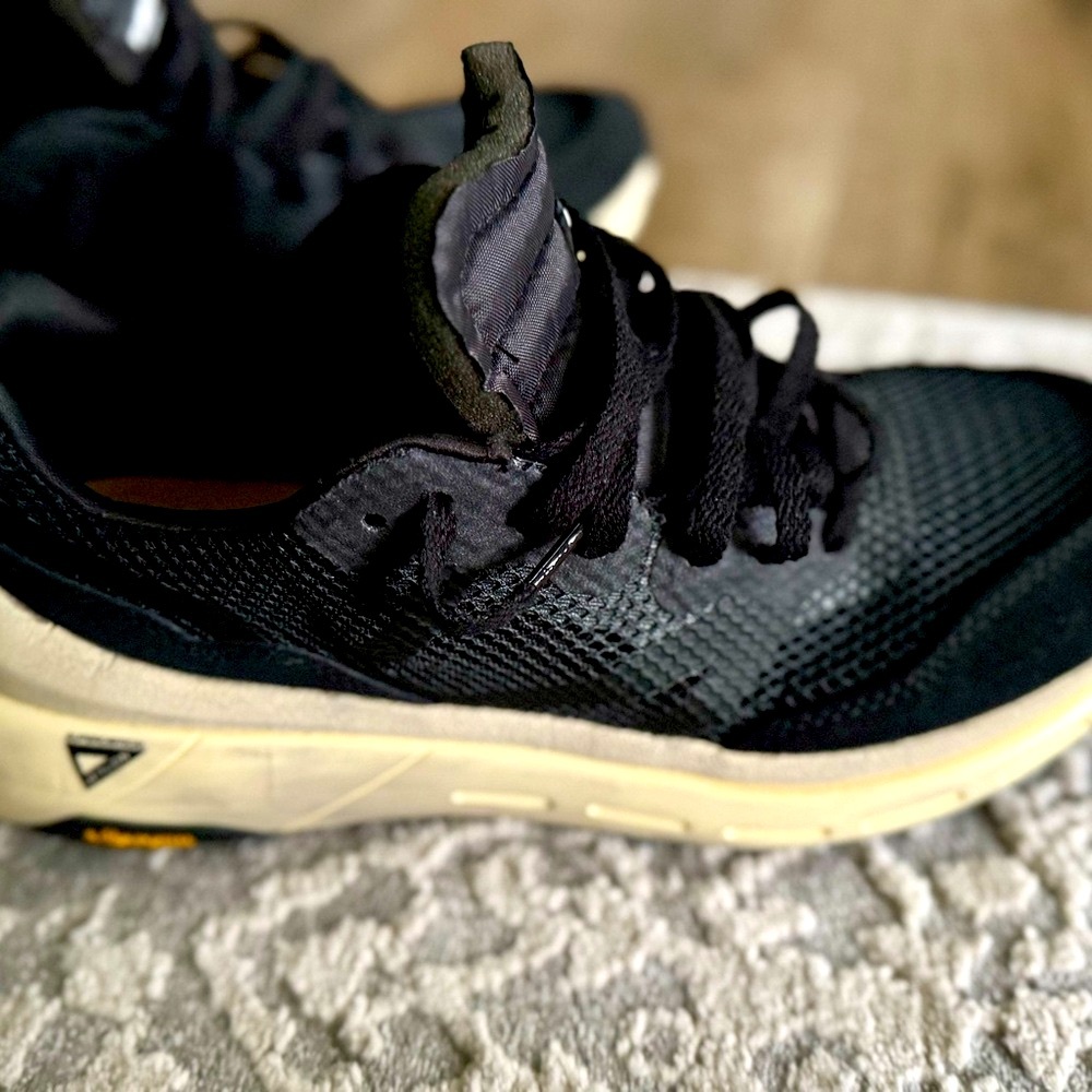 Brandblack Los Angels Athletic Shoes w/Vibram Soles - Picture 4 of 8